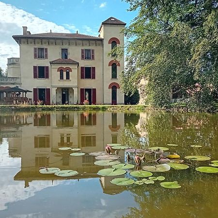 Bed and Breakfast Domaine de Marchal Celles-Sur-Durolle Exterior foto